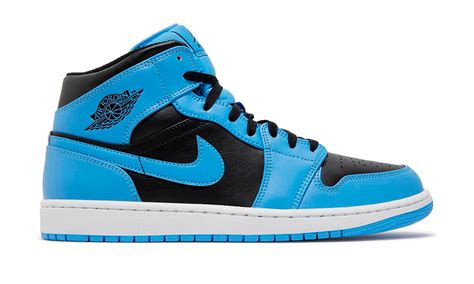 Air Jordan 1 Mid University Blue Black Unlimited Cph