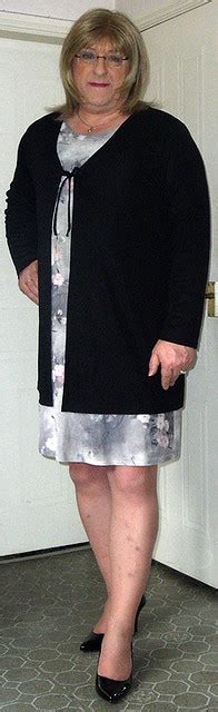 DSCF1732 Grey Flower Paterened Dress And Black Tie Top Tina Bea