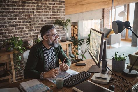 Trabalhando em home office 3 dicas de ergonomia para manter a saúde do