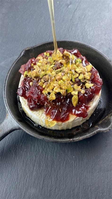 Cranberry Baked Brie With Honey And Pistachios