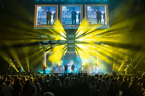 Hsl Is Together Forever For Rick Astley Tour Live Design Online