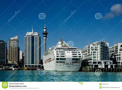 Auckland Cruise Port Terminal And City Skyline Editorial Photo ...