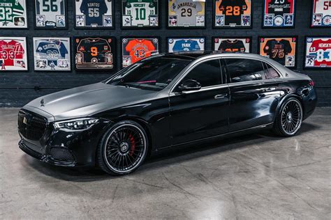 Two Tone 2022 Mercedes Maybach S 580 Has Subtle Brabus And RDB LA