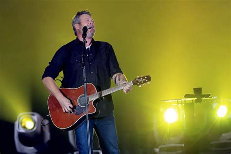 Blake Shelton: 'God's Country' Is Perfect Start to Next Chapter