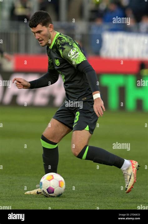 Jonas Wind fotografiert beim Fußball Bundesliga Spiel Darmstadt 98