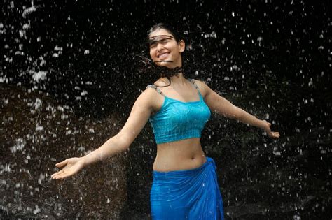 Tamanna Bhatia Hot Navel Show Photos Without Saree Large Photos FILM ACTRESS PLUS