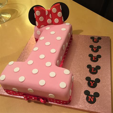 Minnie Mouse Themed 1st Birthday Cake Minnie Mouse First Birthday 1st