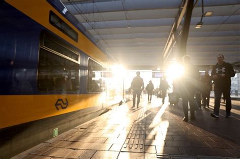 Nieuwe Ns Intercity Debuteert Tussen Amsterdam En Rotterdam