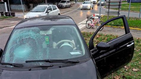 Ravenna Incidente Travolta Da Unauto Mentre Va In Bici A Scuola La