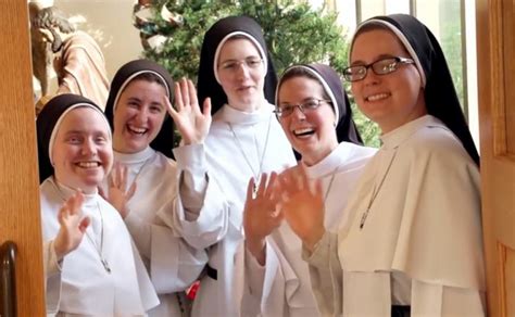 Singing Nuns to be at White House Tree Lighting Ceremony | Catholic ...