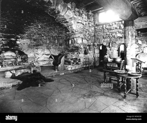 Grand Canyon Historic- Hermits Rest Interior c . Hermits rest living ...