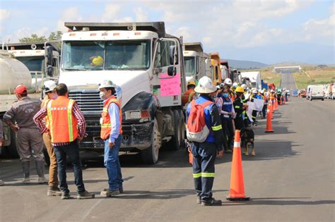 Bloqueos Agravan Robo A Transportistas En Carreteras De Oaxaca Nvi