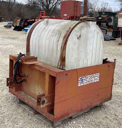 250 Gallon Sprayer Tank On 3 Pt Frame Schneider Auctioneers Llc