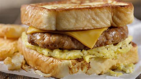 Elevate Your Next Breakfast Sandwich With A French Toast Twist