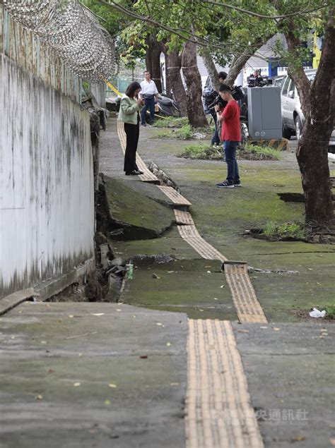 大直街工地塌陷民宅傾斜 學校操場、圍牆也龜裂 社會 中央社 Cna