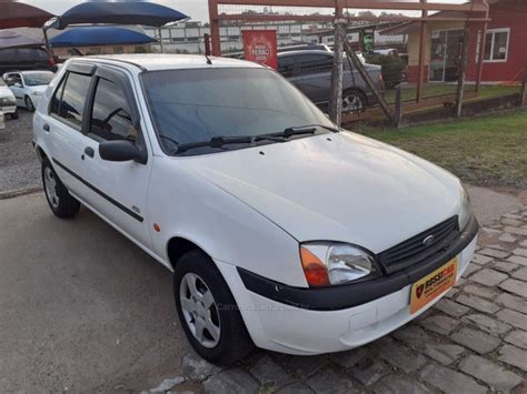 FIESTA 1 0 MPI CLASS 8V GASOLINA 4P MANUAL 2000 FARROUPILHA Carros