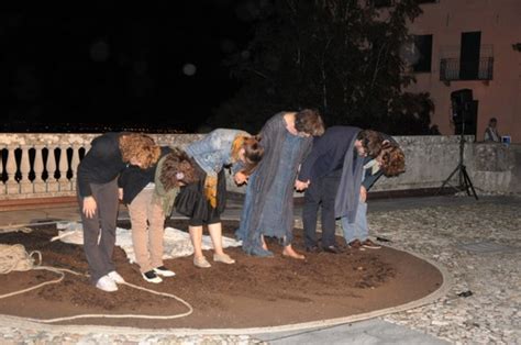 Un Giuda Profondo E Intenso In Scena Al Sacro Monte Teatro Al Sacro