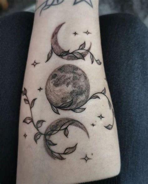 Amazing Triple Moon Symbol Tattoo Designs with Meanings and Ideas by ...