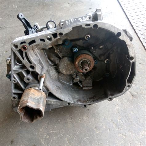 Nissan Np200 8v And 16v Gearbox For Sale Junk Mail