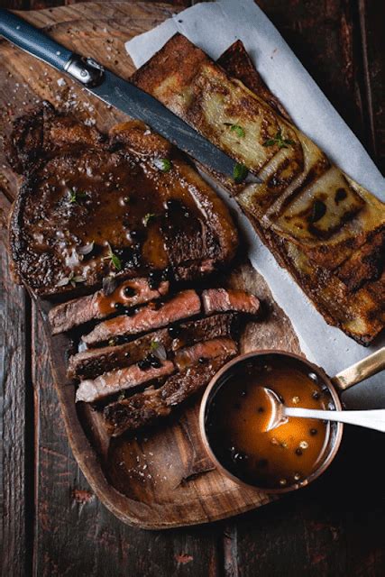 Grilled Sirloin Steak With Peppercorn Whisky Sauce