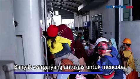 Jalur Kereta Api Cibatu Garut Kembali Dibuka Video Dailymotion