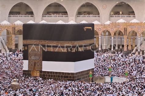 Tawaf Ifadah ANTARA Foto