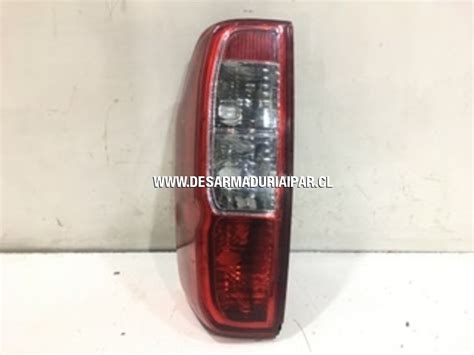 Farol Trasero Derecho Stw Sport Con Detalle Id Nissan Navara Yd