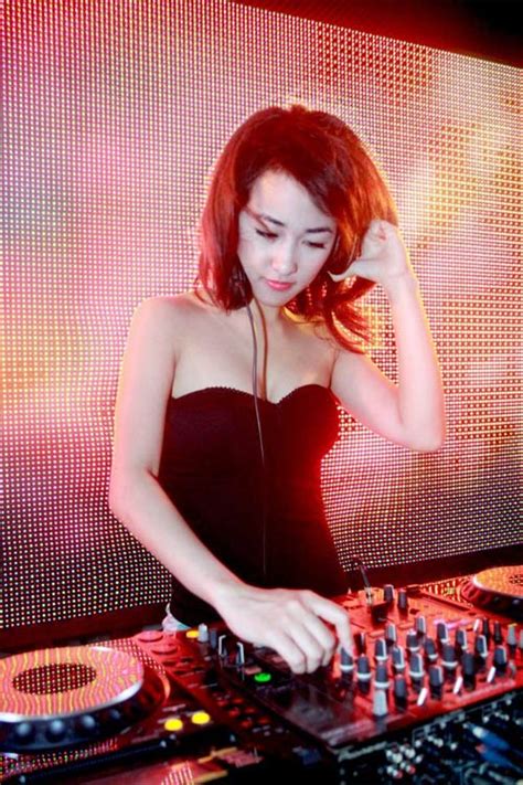 TOP 5 nữ DJ xinh đẹp nổi tiếng trong giới trẻ Hình người lớn phim sex online ảnh sex lầu