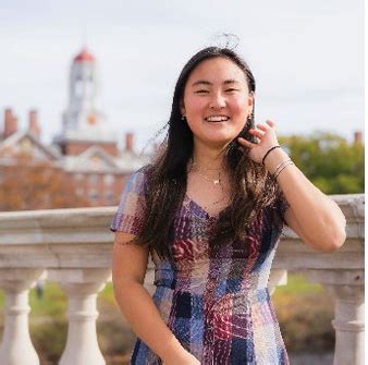 Claire Yuan 25 Harvard FAS Mignone Center For Career Success