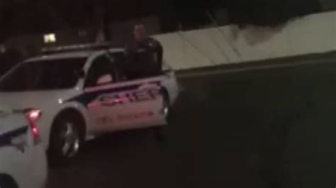 Video Policías Intervienen Con Boricuas Que Llevaban Una Parranda En