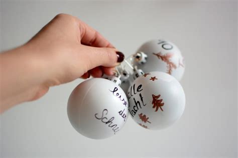 Upcycling Diy Moderner Weihnachtsschmuck Aus Alten Christbaumkugeln