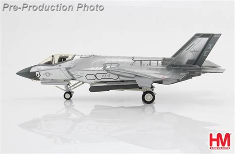 Hobbymaster HA6210 F35C Lightning II JSF Mirror Coating Quo