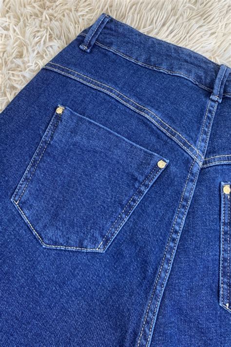 Shorts Jeans Mom Hot Pants Empina Bumbum Jeans Escuro