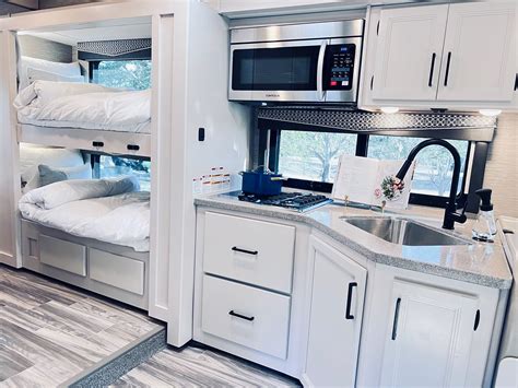 The Big Guide to RV Kitchens | Outdoorsy.com