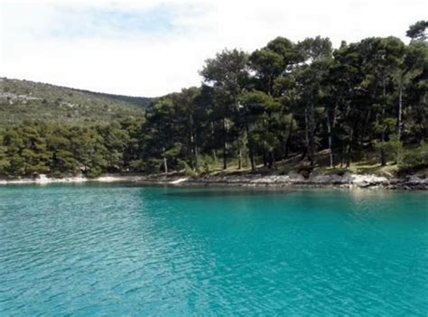 Beaches and caves of Mali Losinj - Cappelli Tourist Agency