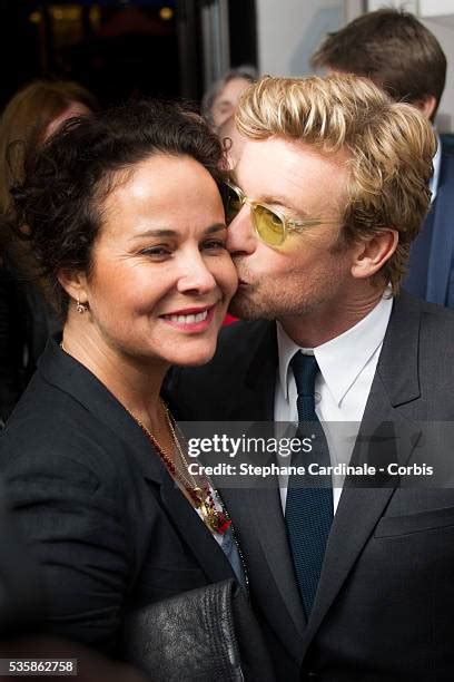 Simon Baker Wife Photos And Premium High Res Pictures Getty Images