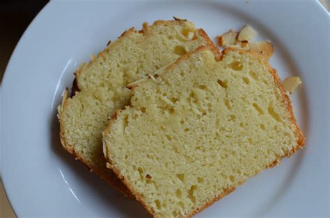 Cake Aux Amandes Et Yaourt G Teaux D Lices