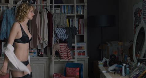 Nude Video Celebs Stephanie Crayencour Nude Un Profil Pour Deux 2017
