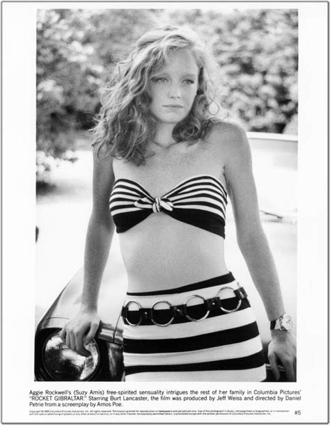 9 Hot Sexy Angela Goethals Bikini Pics