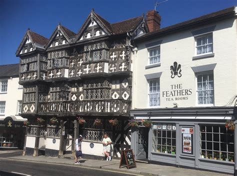 Feathers Hotel Ludlow – Sutton Court House & Holiday Cottages