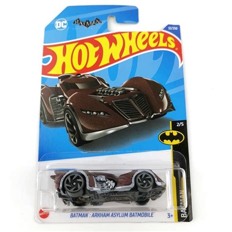 Машинка Hot Wheels коллекционная оригинал Batmobile Batman series chariot plane Alloy model