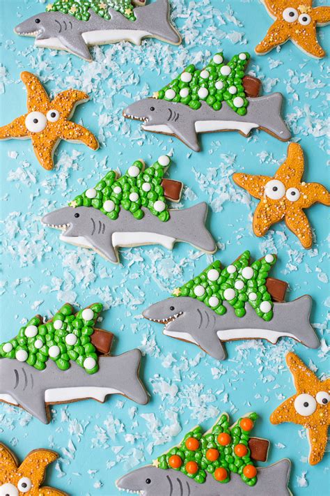 How To Make Christmas Cookies For Shark Week The Bearfoot Baker