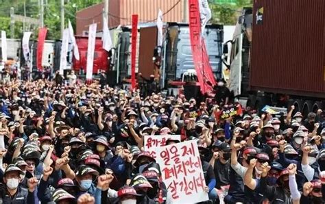 From The 24th The South Korean Truck Driver Strike Strikes Again