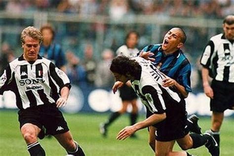 Inter Juventus L Ex Arbitro Ceccarini Iuliano Ronaldo Dovevo