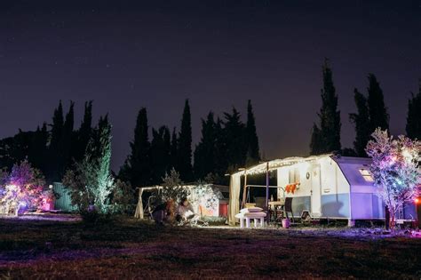 Ege Bölgesinin Nadidelerinden Karavanla Seferihisar Kampı Karavan