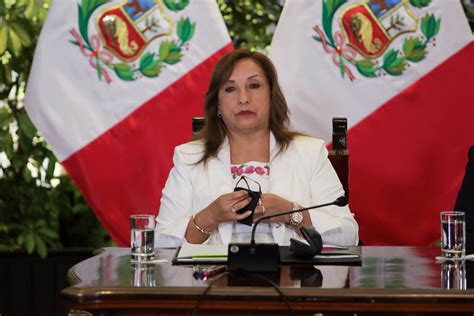 Opróximo La Presidenta De Perú Lamenta La Muerte De Dos Peruanos