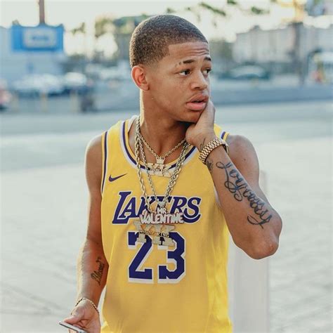 Yk Osiris Wallpapers Top Free Yk Osiris Backgrounds Wallpaperaccess