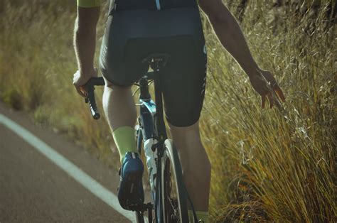 D Couvrez Pourquoi Les Cyclistes Se Rasent Les Jambes