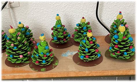 Manualidades navideñas en educación infantil Árbol de navidad con