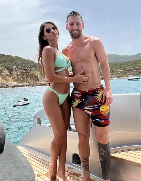 Ella Es Antonela Roccuzzo La Bella Y Sexy Esposa De Lionel Messi